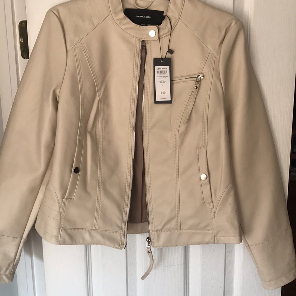 Vero Moda - cream faux leather jacket NWT